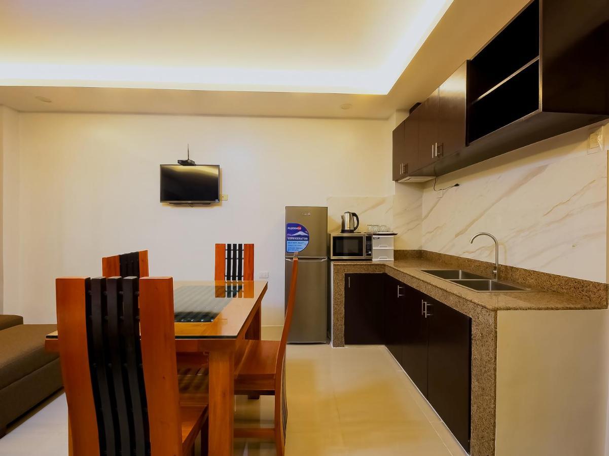 Doña Aurora Condotel Ciudad Quezon Exterior foto