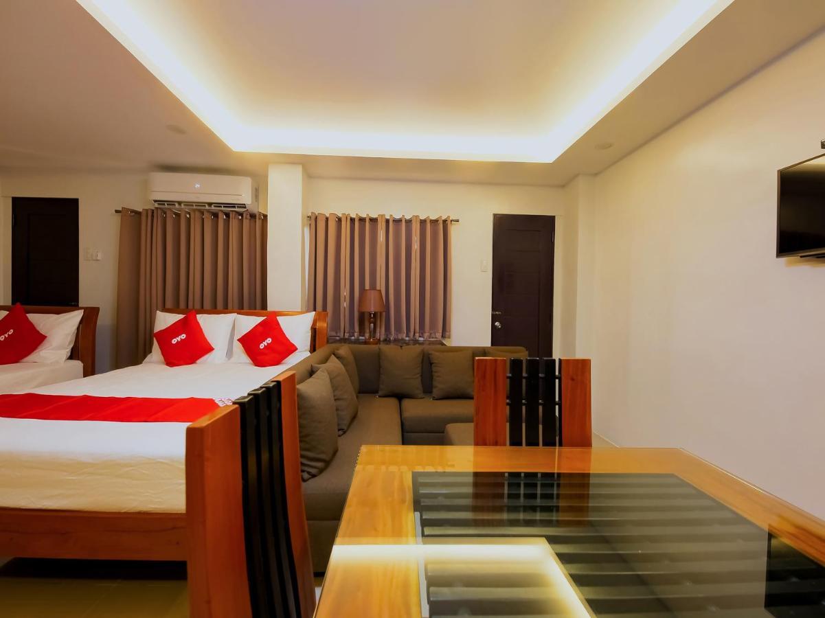 Doña Aurora Condotel Ciudad Quezon Exterior foto