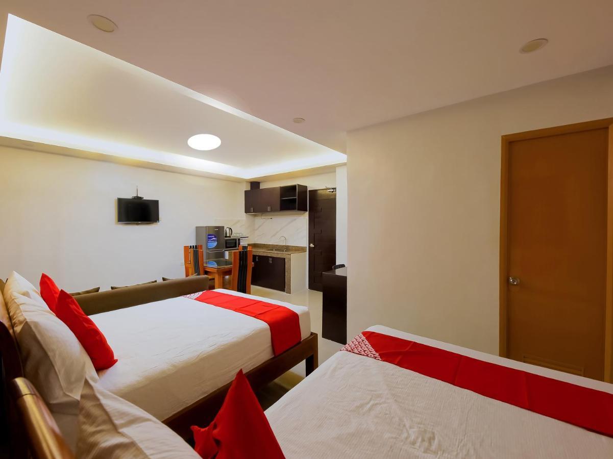 Doña Aurora Condotel Ciudad Quezon Exterior foto