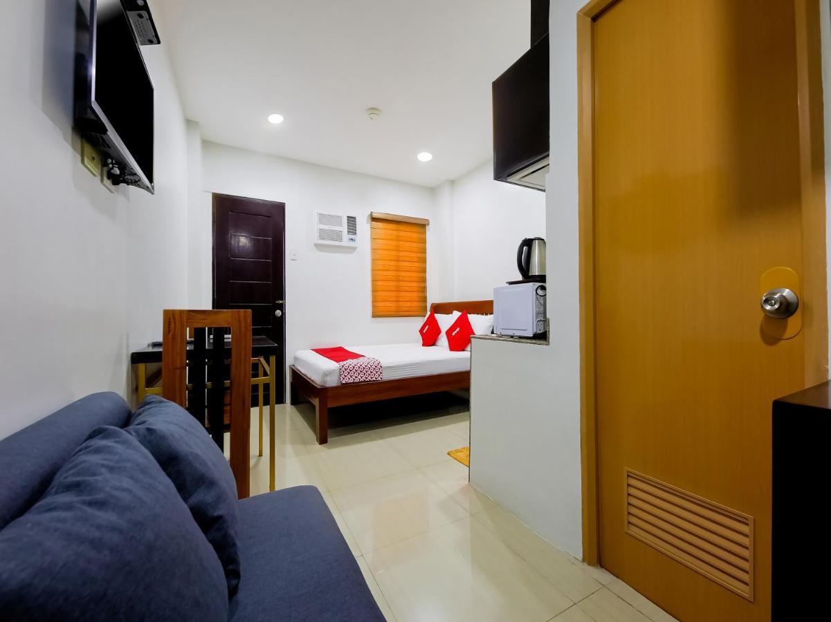 Doña Aurora Condotel Ciudad Quezon Exterior foto