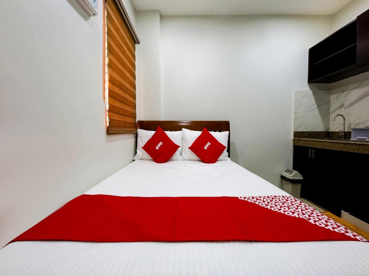 Doña Aurora Condotel Ciudad Quezon Exterior foto