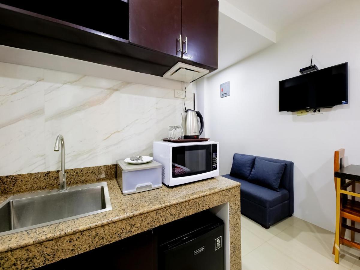 Doña Aurora Condotel Ciudad Quezon Exterior foto